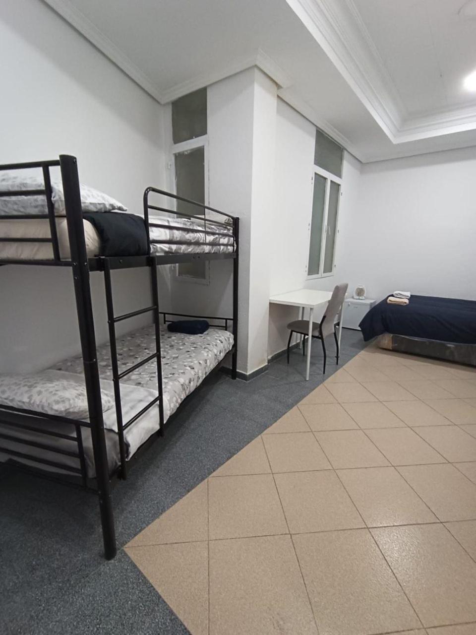 Parsa Residencial House Ξενοδοχείο Μαδρίτη Εξωτερικό φωτογραφία